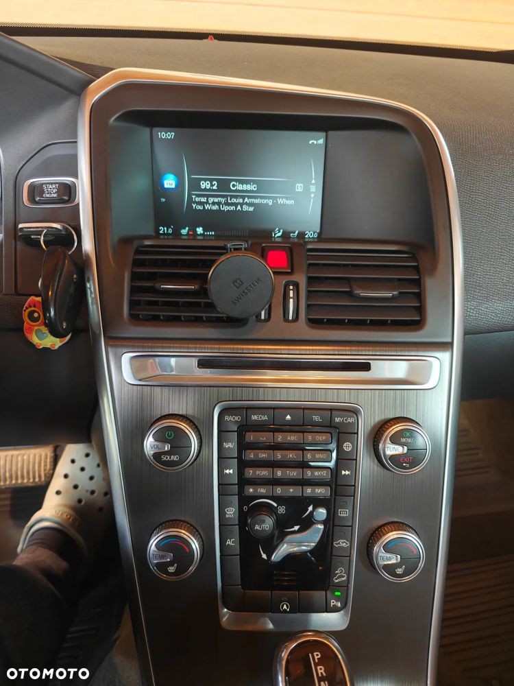 Volvo XC 60 D4 AWD Summum - 9