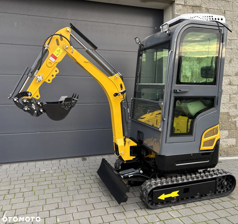 Inny Minikoparka 1.5T | Silnik Kubota | Nowa | Łyżka skarpowa | Ramię skrętne | Klimatyzacja | - 1