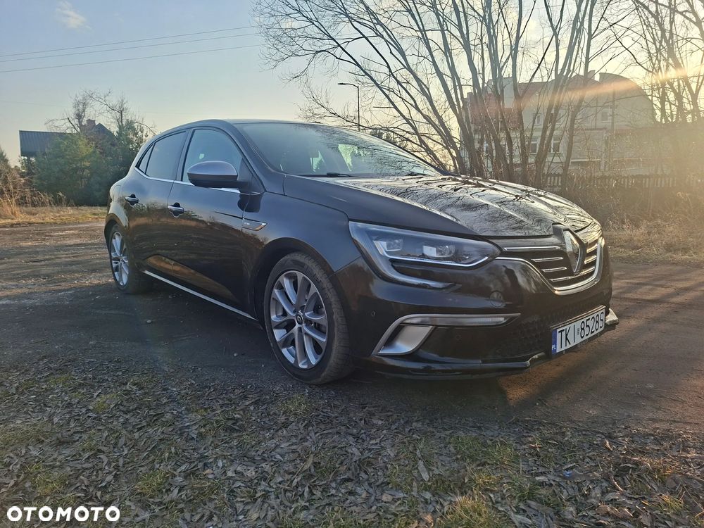 Renault Megane TCe 140 GPF GT LINE - 4