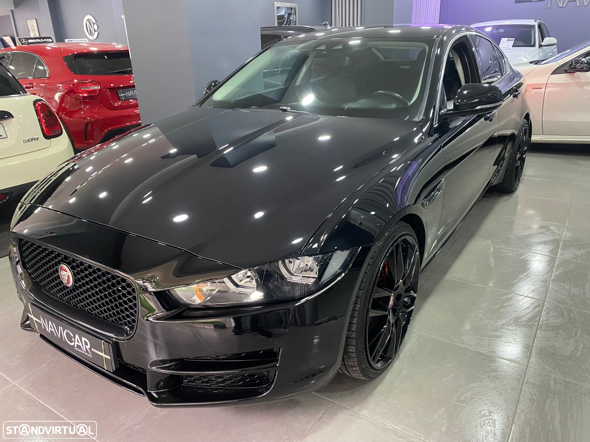 Jaguar XE 2.0 D Portfolio Aut. - 16