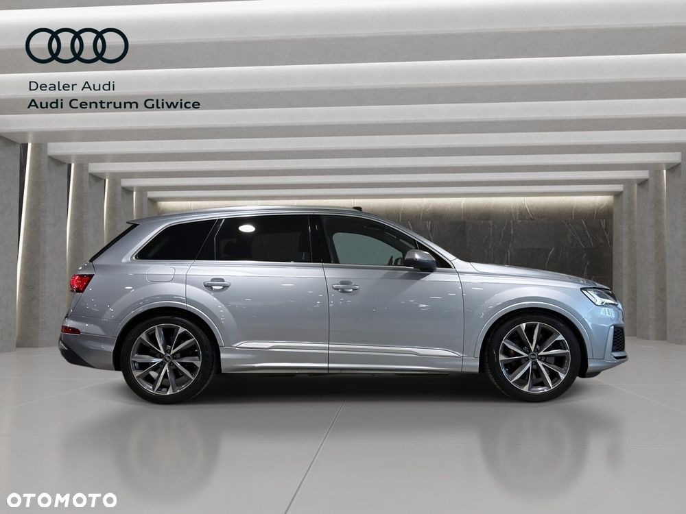 Audi SQ7 - 7