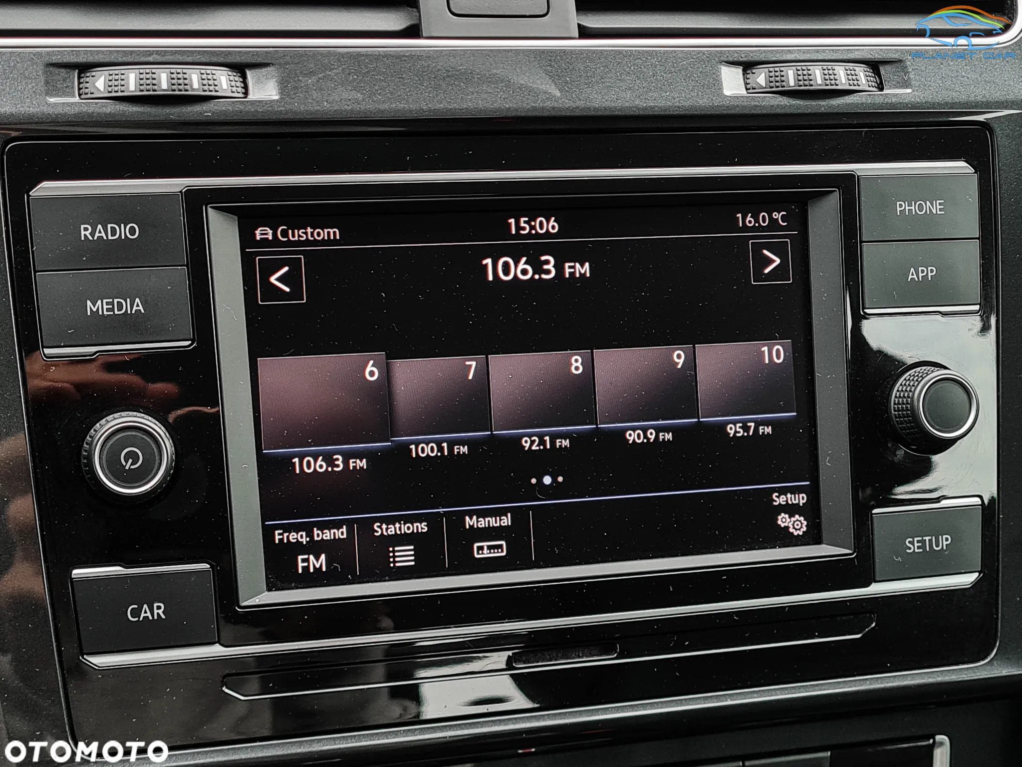 Volkswagen Golf - 32