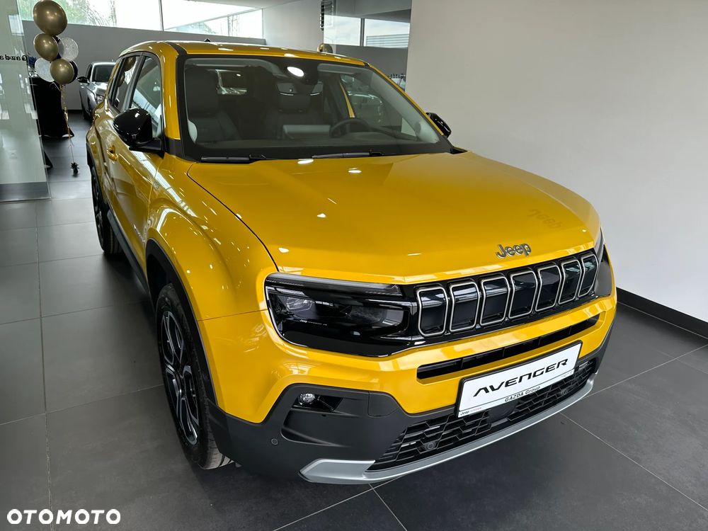 Jeep Avenger 1.2 T3 mHEV Summit FWD eDCT6 - 5