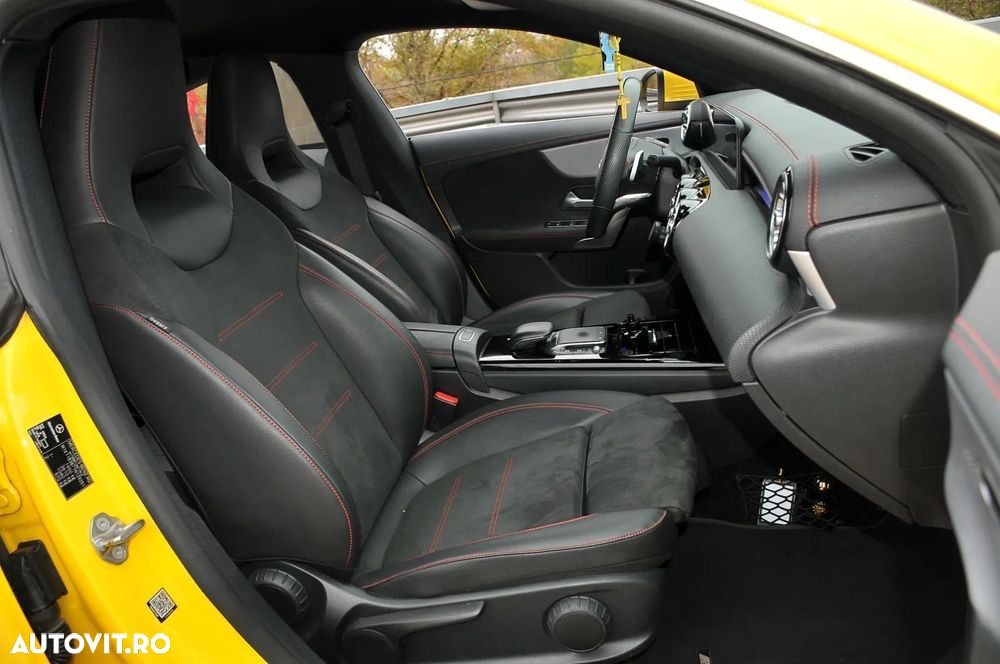 Mercedes-Benz CLA - 10