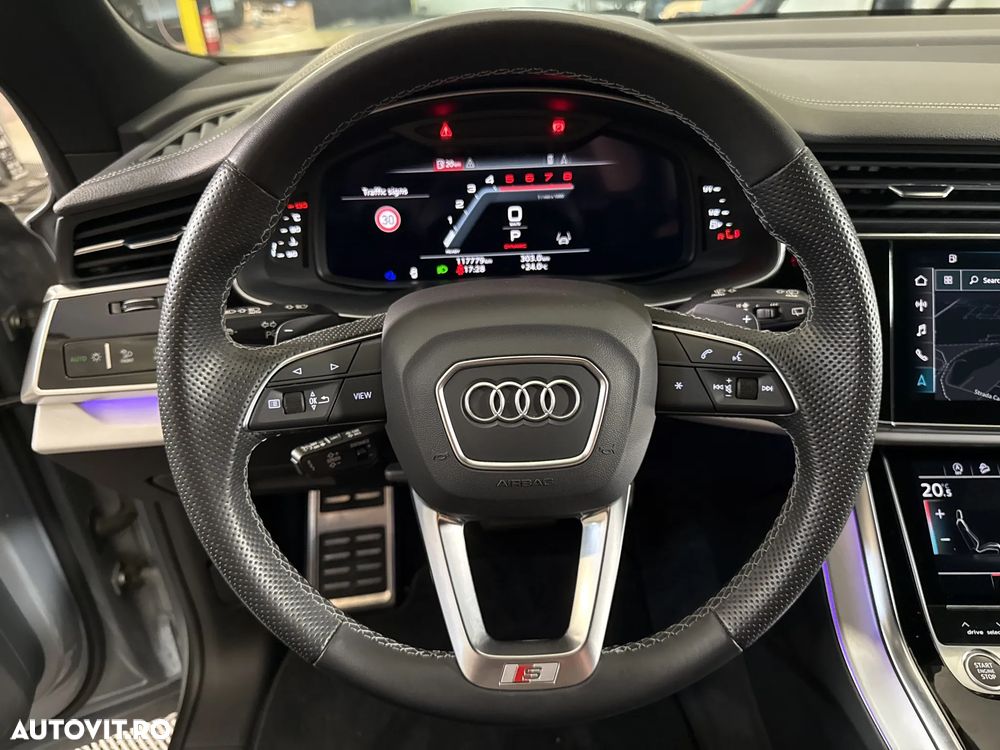Audi Q8 - 17