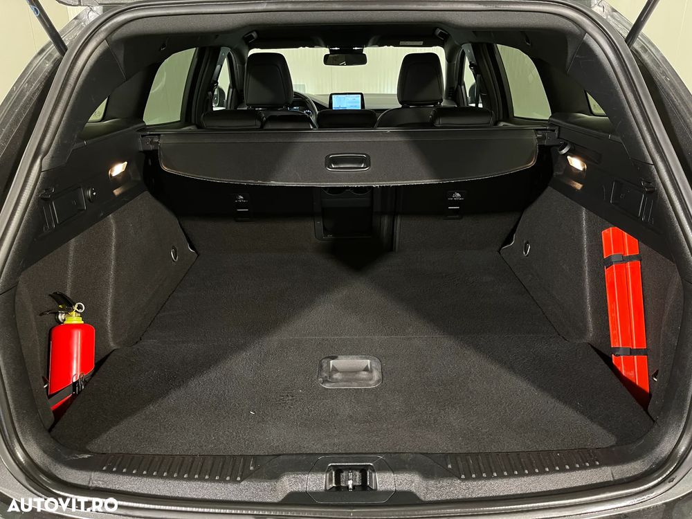 Ford Focus 2.0 EcoBlue ST-Line - 12