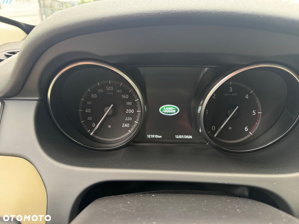 Land Rover Discovery Sport - 16