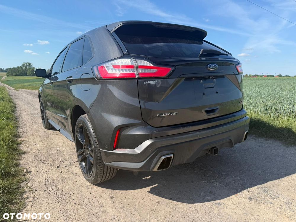 Ford Edge - 4