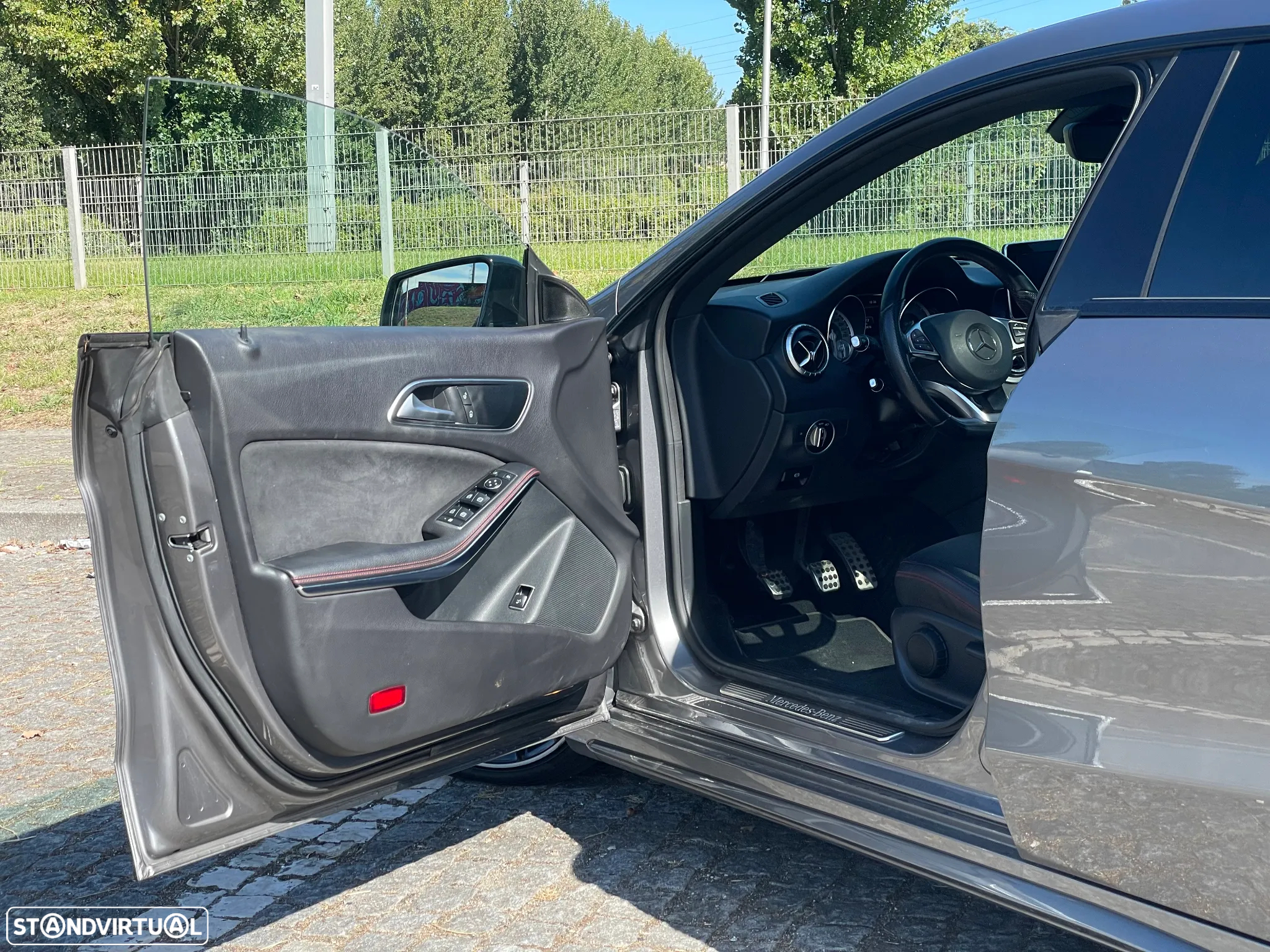 Mercedes-Benz CLA 200 Shooting Brake (CDI) d AMG Line - 3