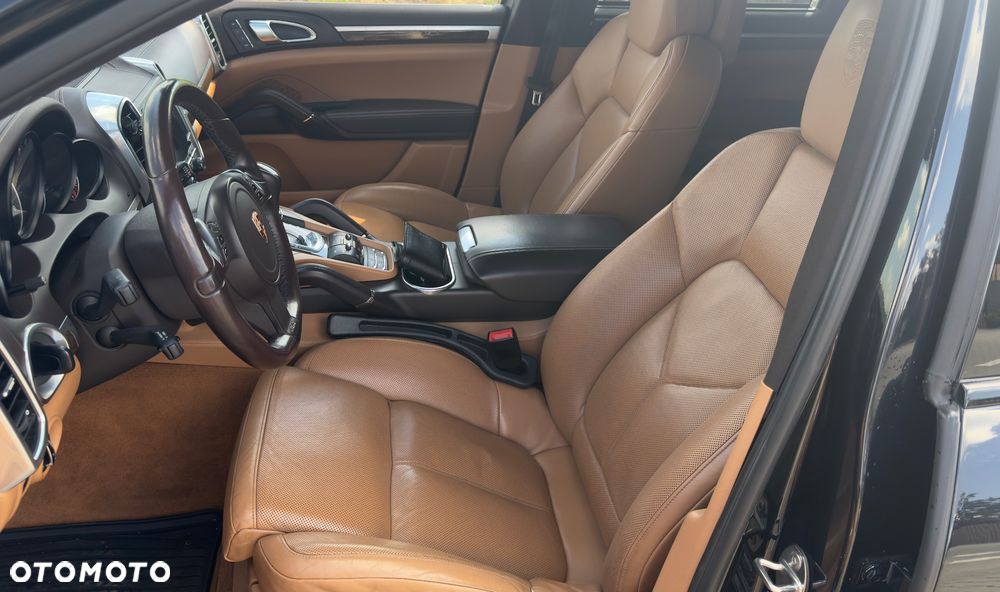 Porsche Cayenne - 3
