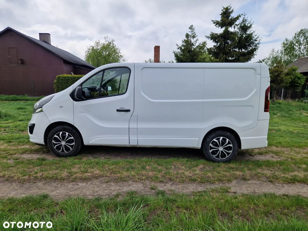 Opel Vivaro - 9