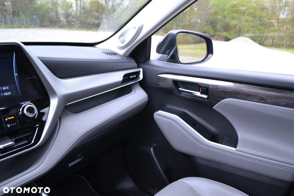 Toyota Highlander 2.5 Hybrid Executive - 21