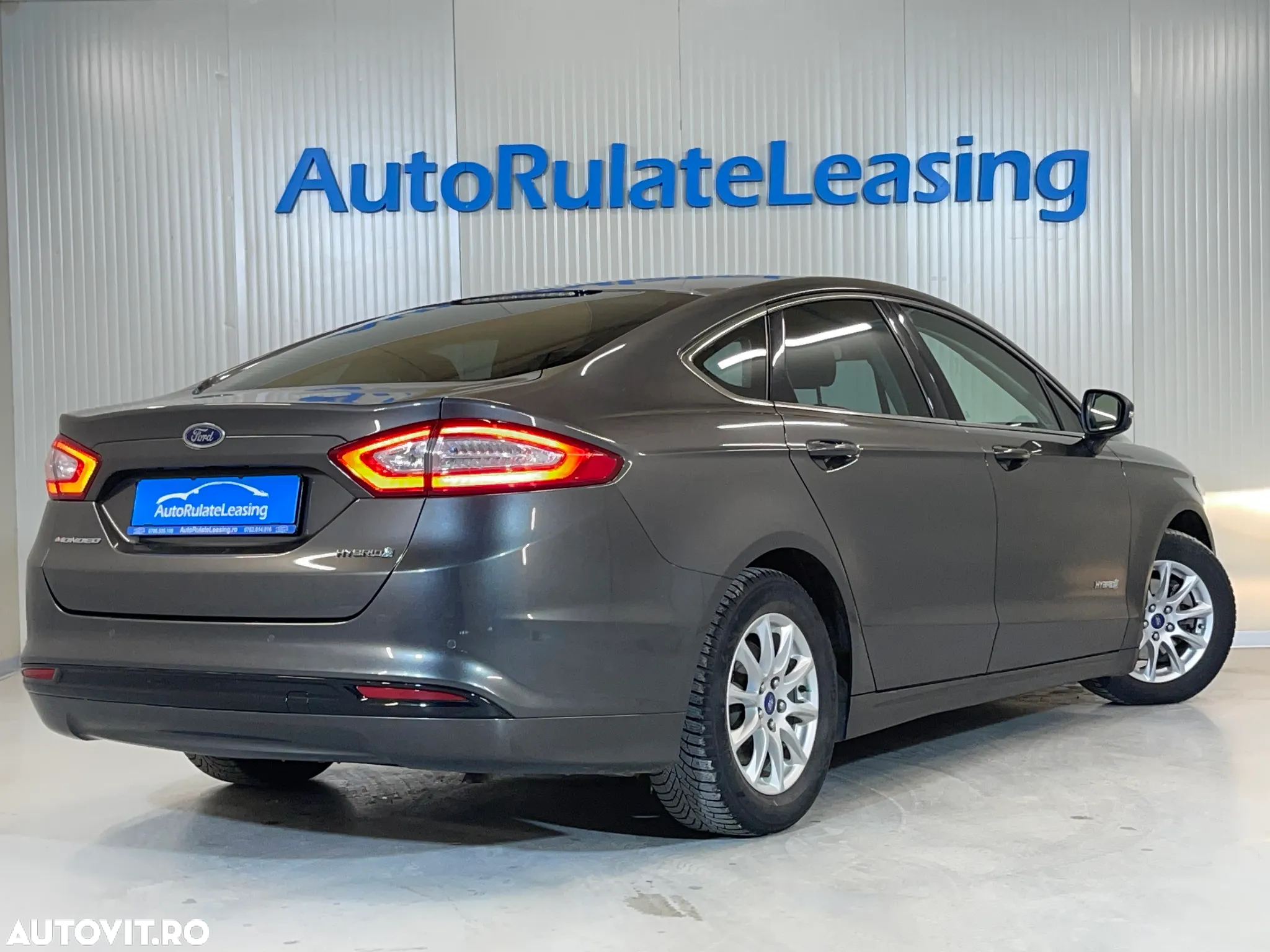 Ford Mondeo Vignale 2.0 Hybrid - 3