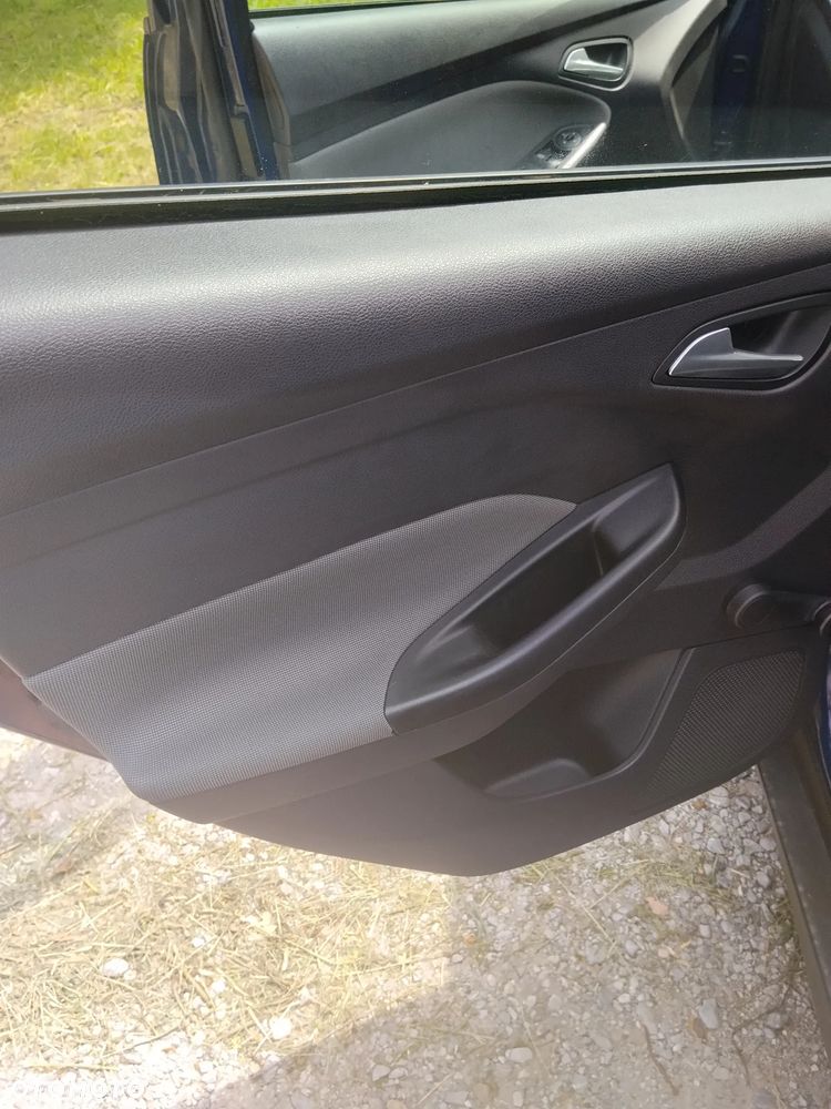 Ford Focus - 28
