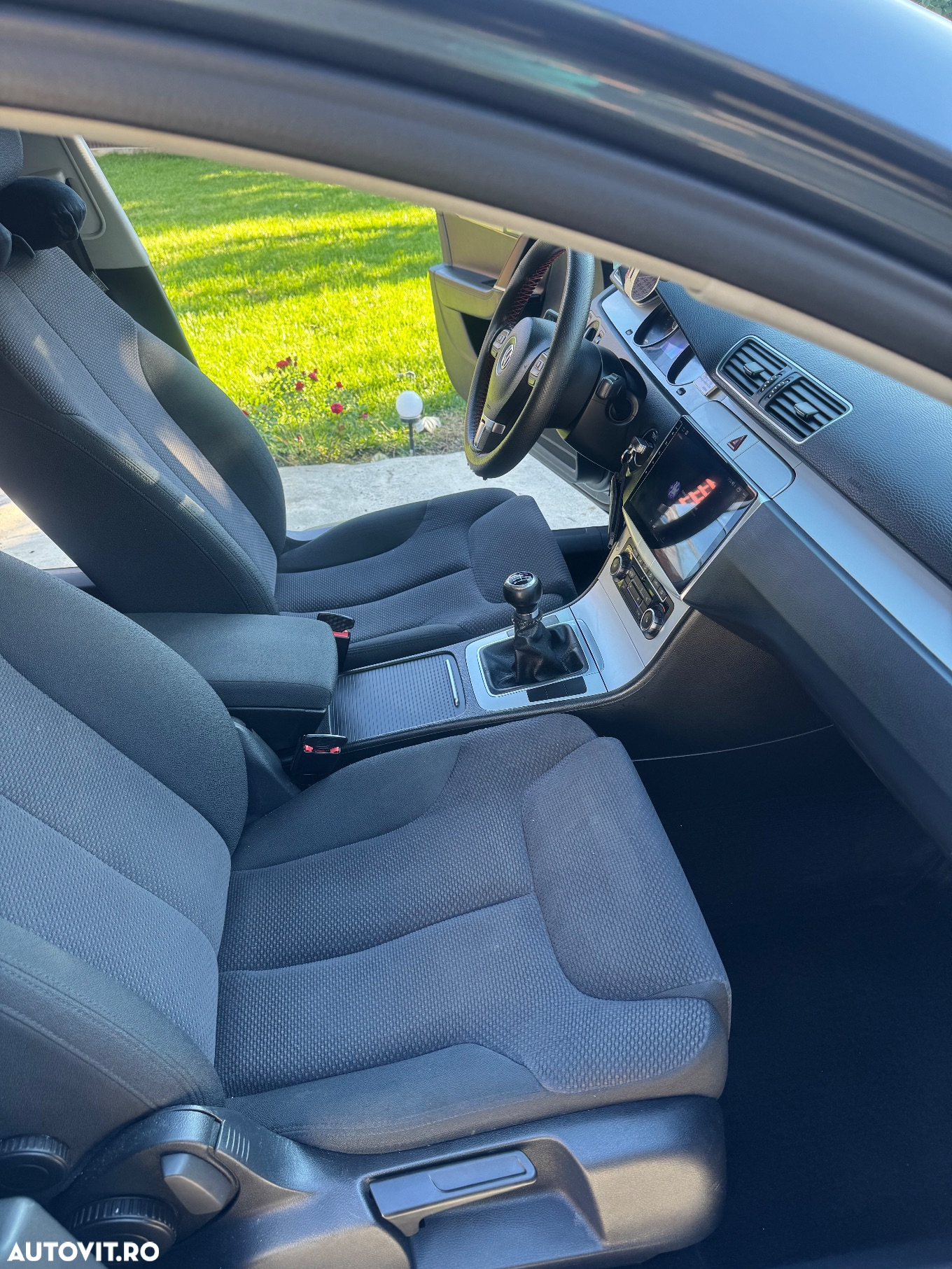Volkswagen Passat Variant 2.0 TDI Comfortline DPF - 9