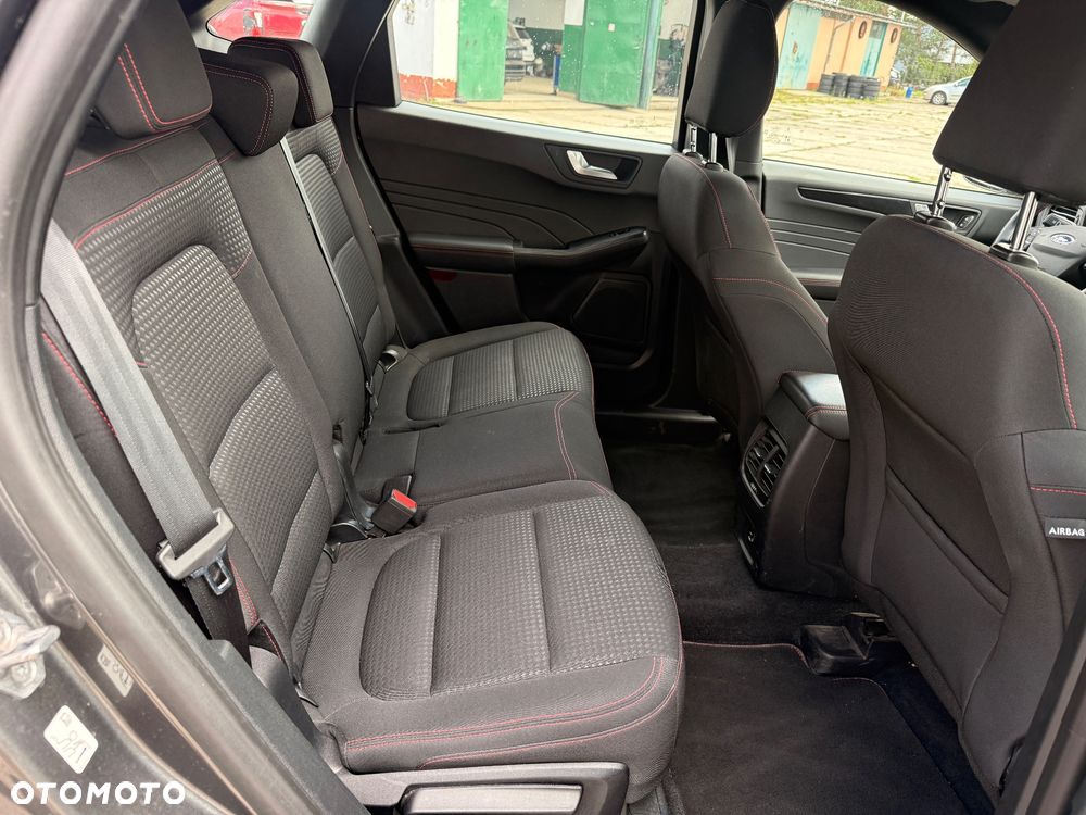 Ford Kuga 2.5 Duratec PHEV ST-LINE X - 8
