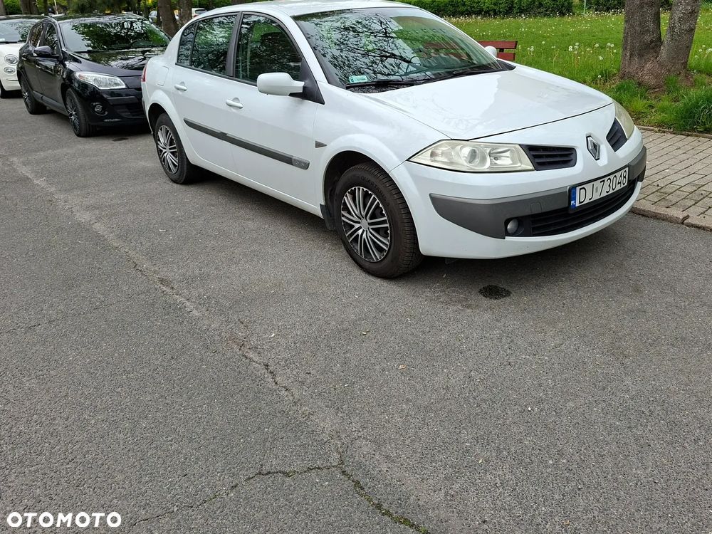 Renault Megane 1.6 Authentique - 9