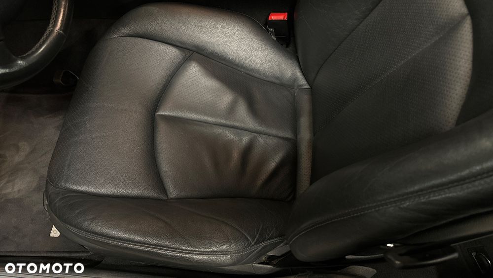 Mercedes-Benz Klasa E 320 Avantgarde - 34