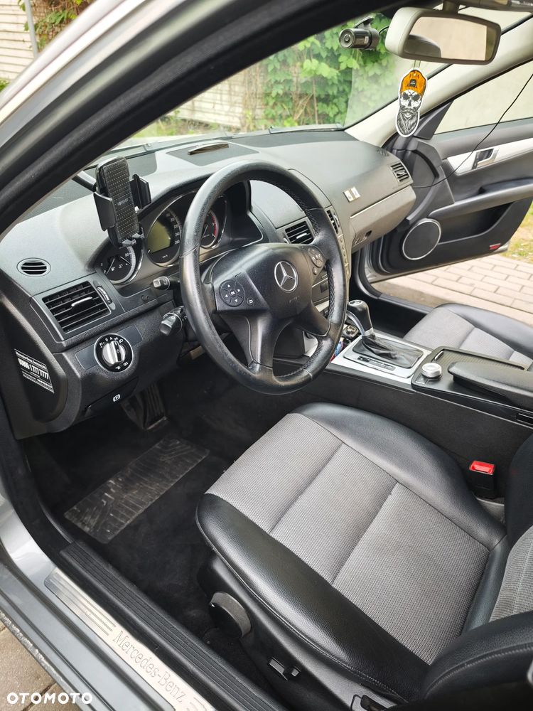 Mercedes-Benz Klasa C 250 CDI DPF Automatik BlueEFFICIENCY Avantgarde - 18