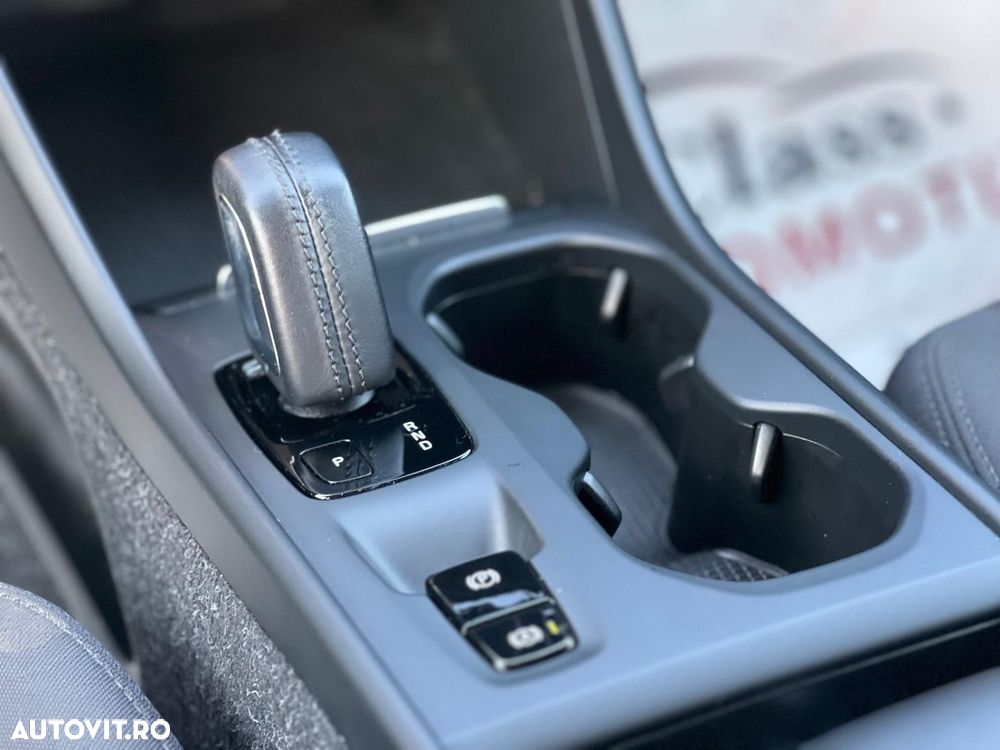 Volvo XC 40 Recharge T5 Twin Engine AT7 Inscription Expression - 13