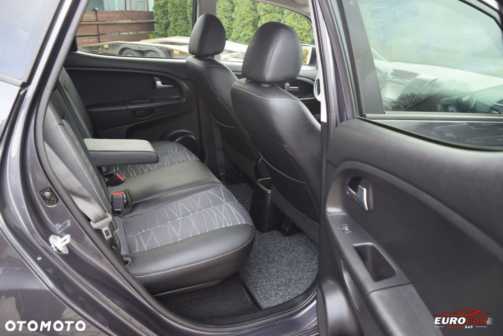 Kia Venga 1.6 Business Line - 17