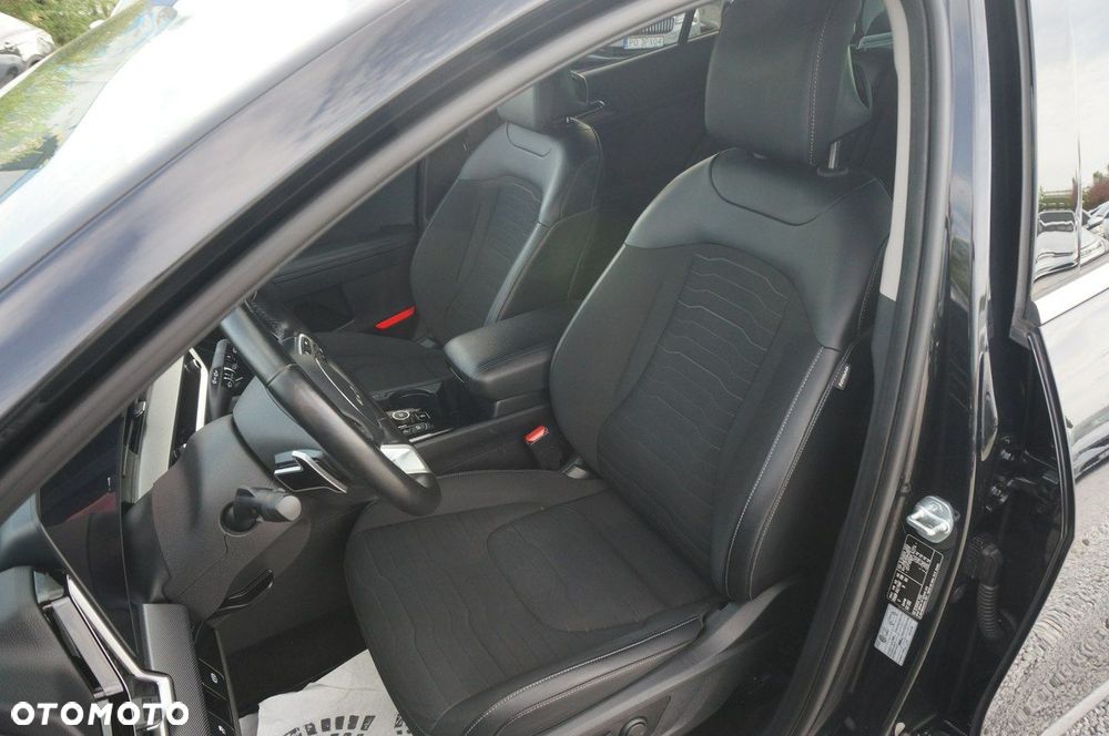 Kia Sportage 1.6 T-GDI MHEV Business Line 2WD DCT - 21