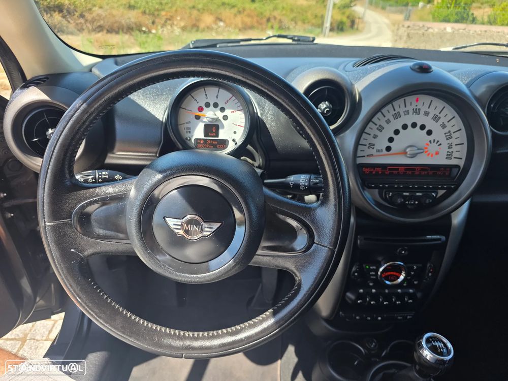 MINI Countryman One D - 13