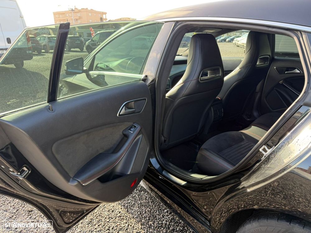 Mercedes-Benz CLA 200 - 15