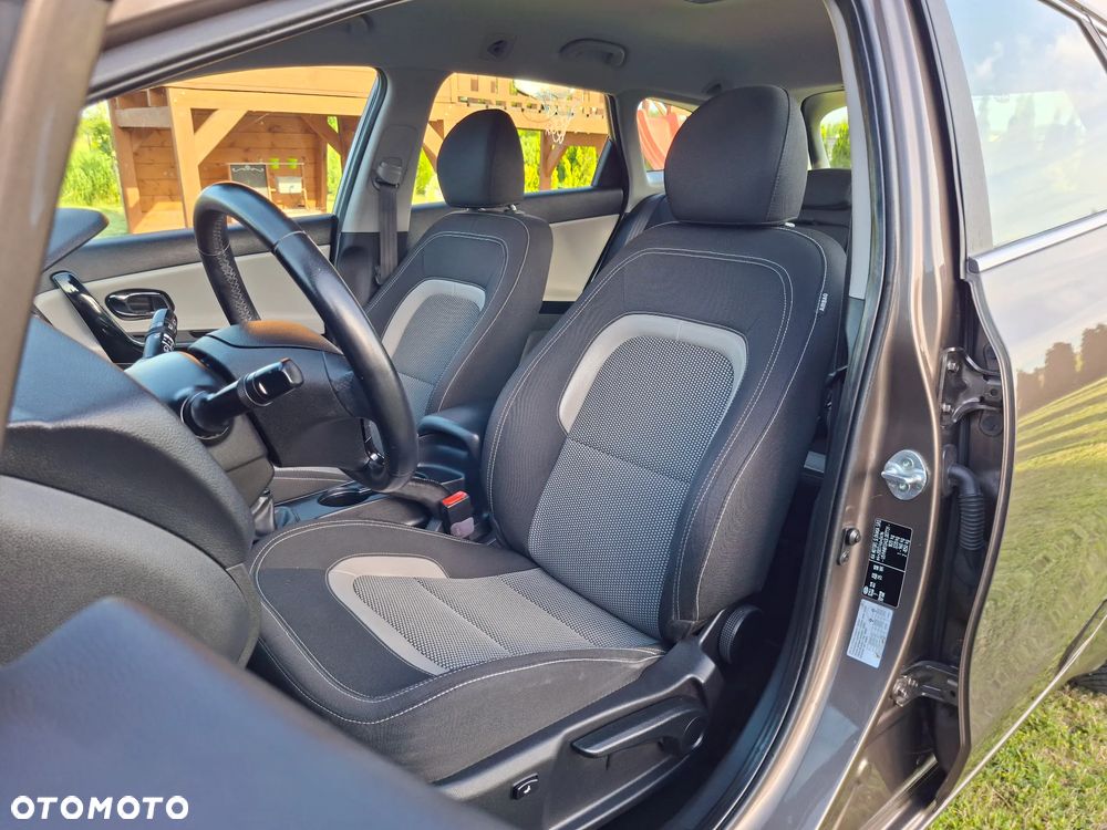 Kia Ceed 1.6 GDI XL - 12
