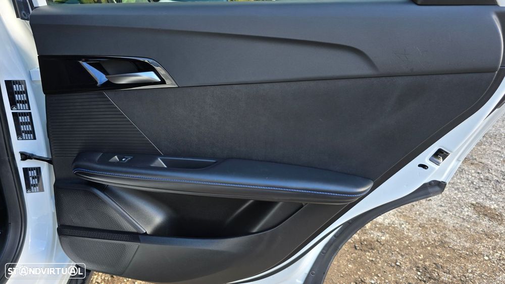 MG MG4 64 kWh Comfort - 53