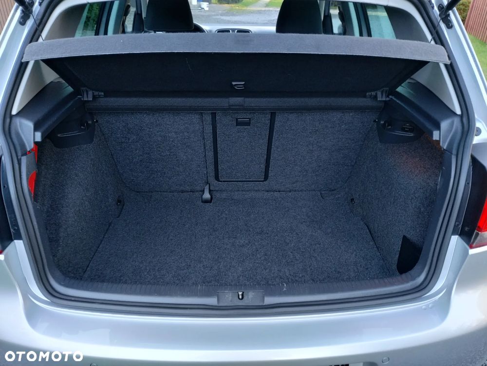 Volkswagen Golf 1.6 TDI DPF Comfortline - 15