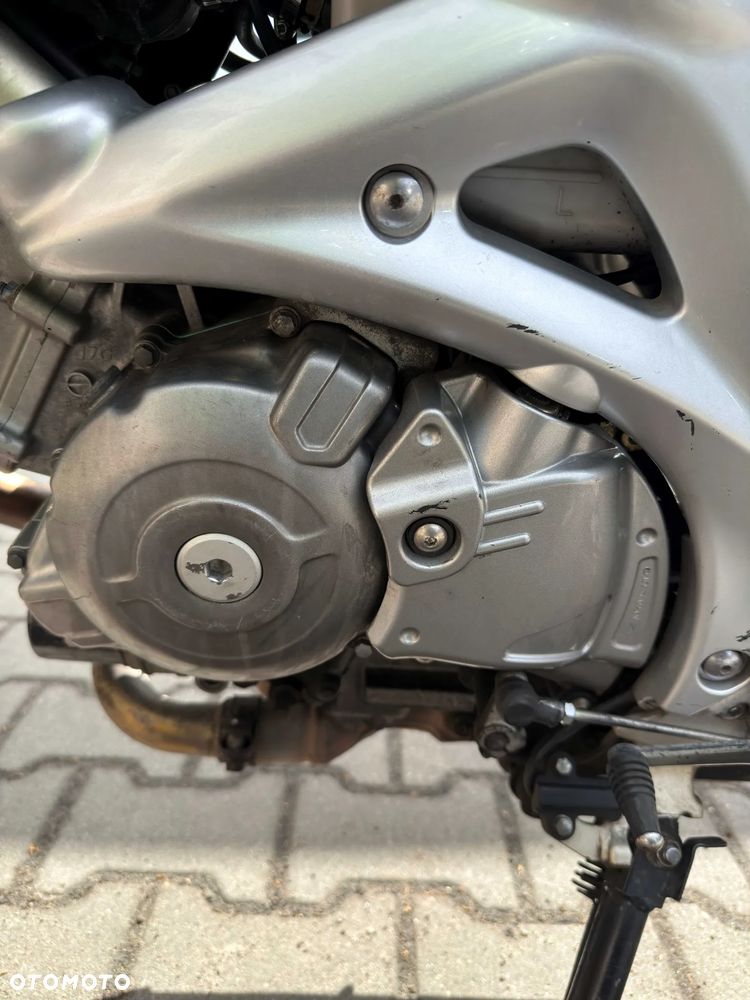 Suzuki Gladius - 11