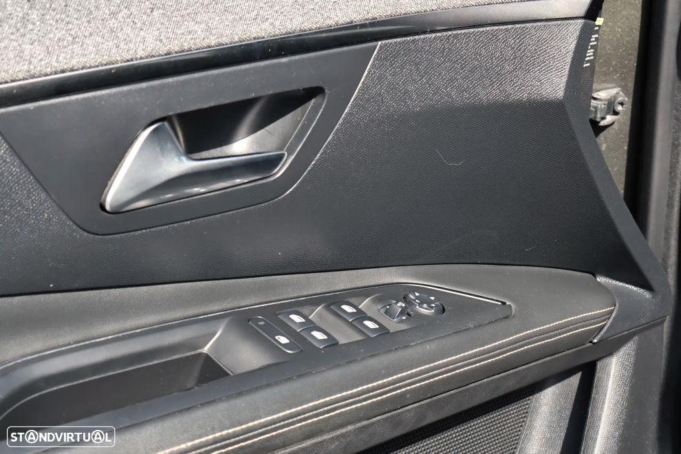 Peugeot 3008 1.5 BlueHDi GT Line - 16