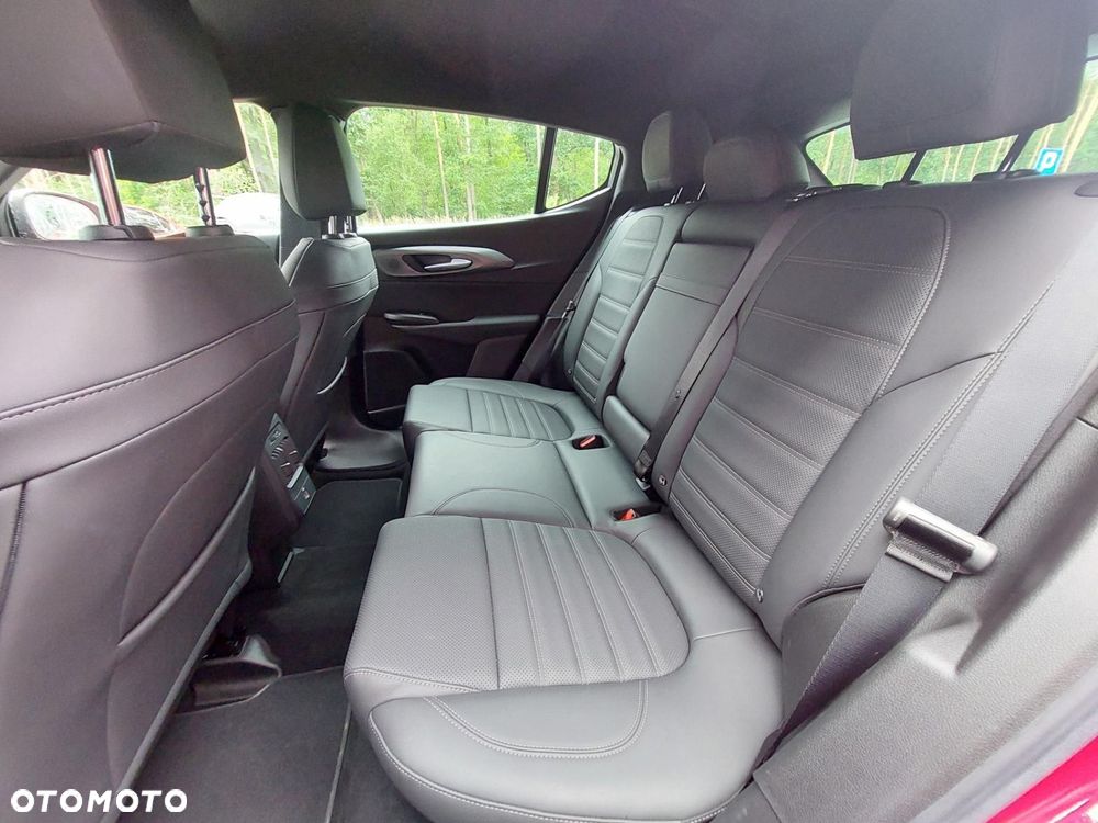 Alfa Romeo Tonale 1.5 T4 GSE mHEV Veloce DCT - 12