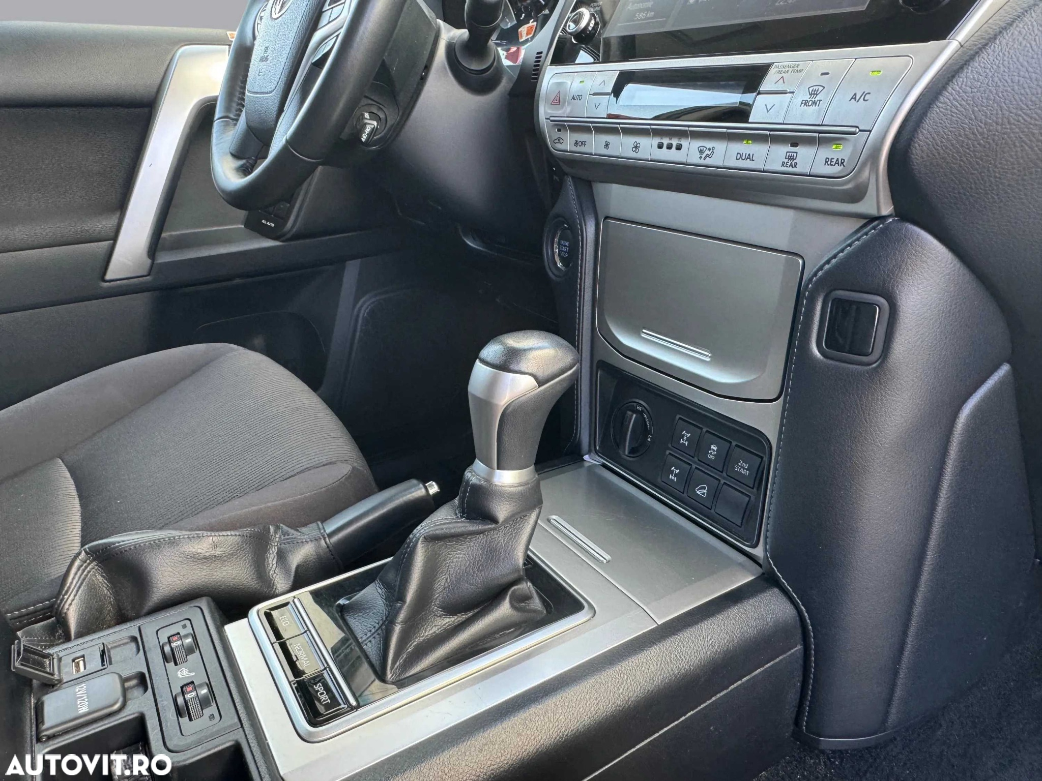 Toyota Land Cruiser 2.8l D-4D 204 CP A/T 7 locuri Executive - 14