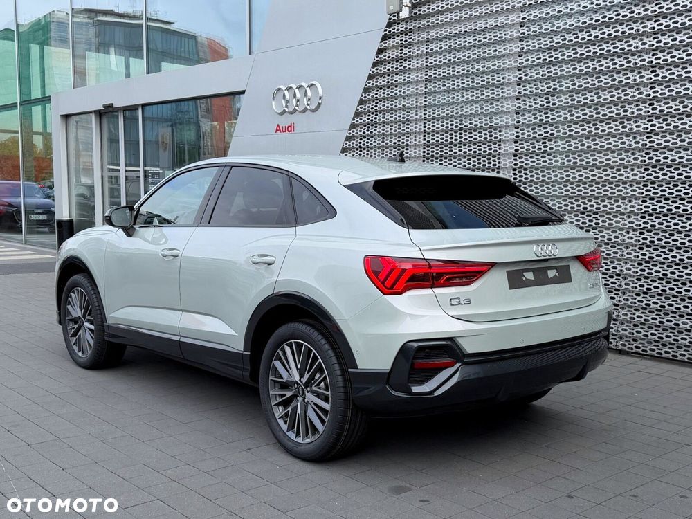 Audi Q3 35 TFSI S tronic - 3