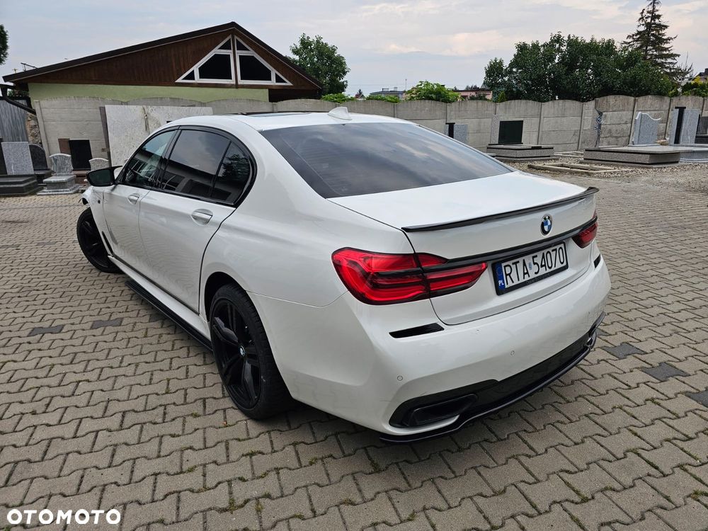 BMW Seria 7 740Li - 7