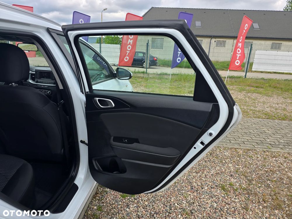 Kia Ceed 1.6 CRDi SCR L Business Line - 10