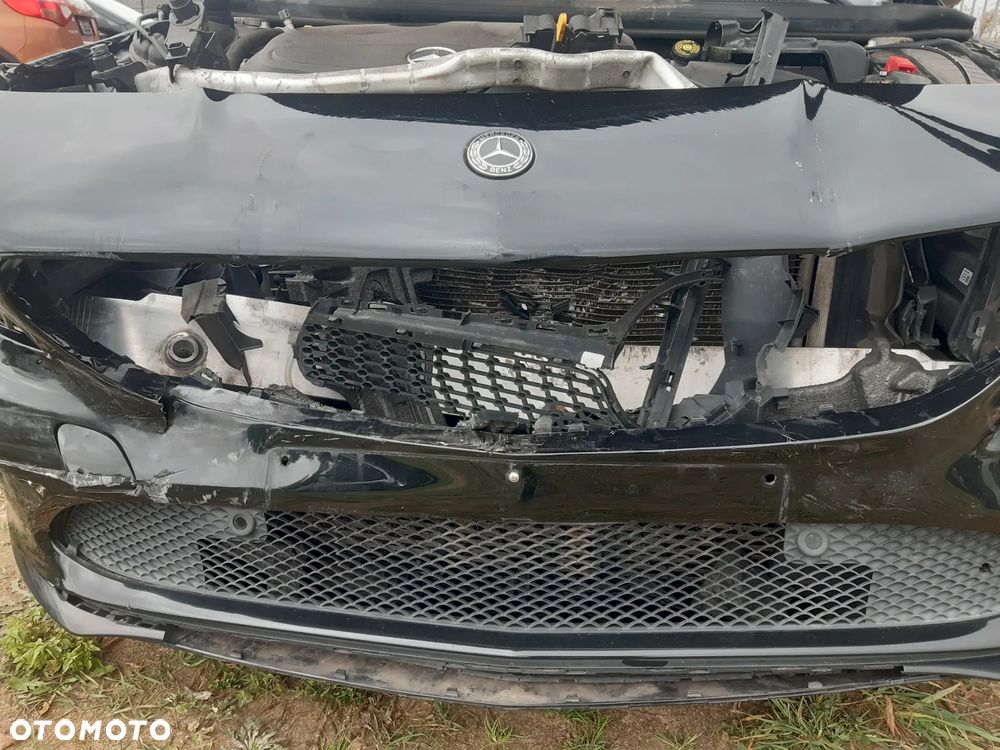 Mercedes-Benz CLA 180 Peak Edition - 12