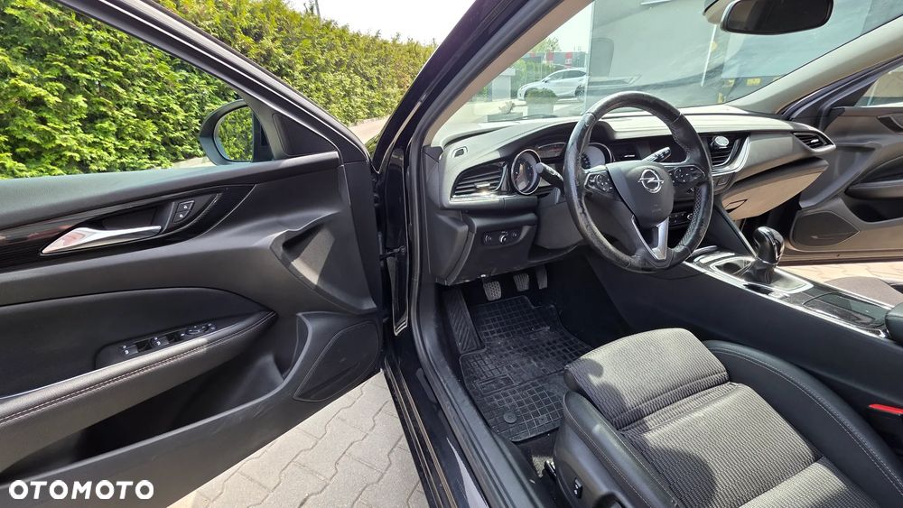 Opel Insignia 1.5 T Innovation S&S - 13