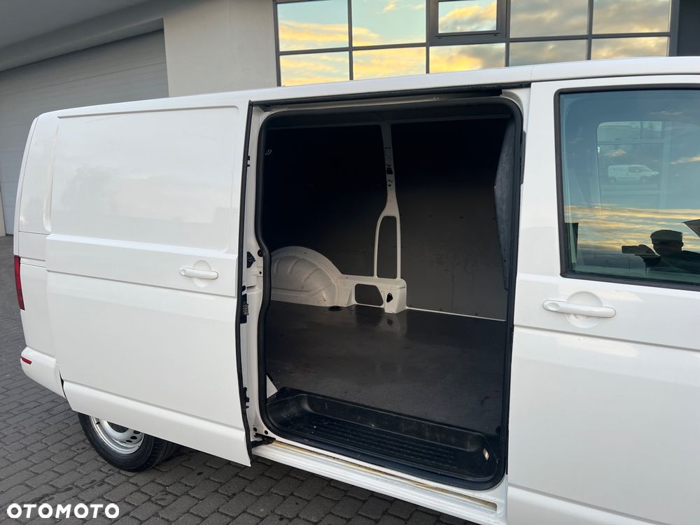 Volkswagen Transporter - 7