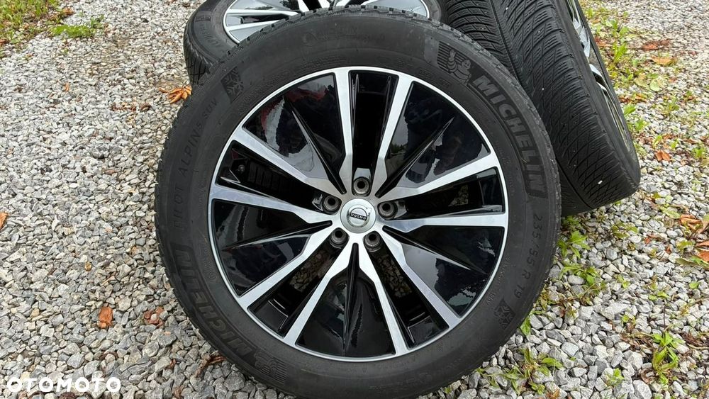 Volvo XC 90 D5 AWD R-Design - 34