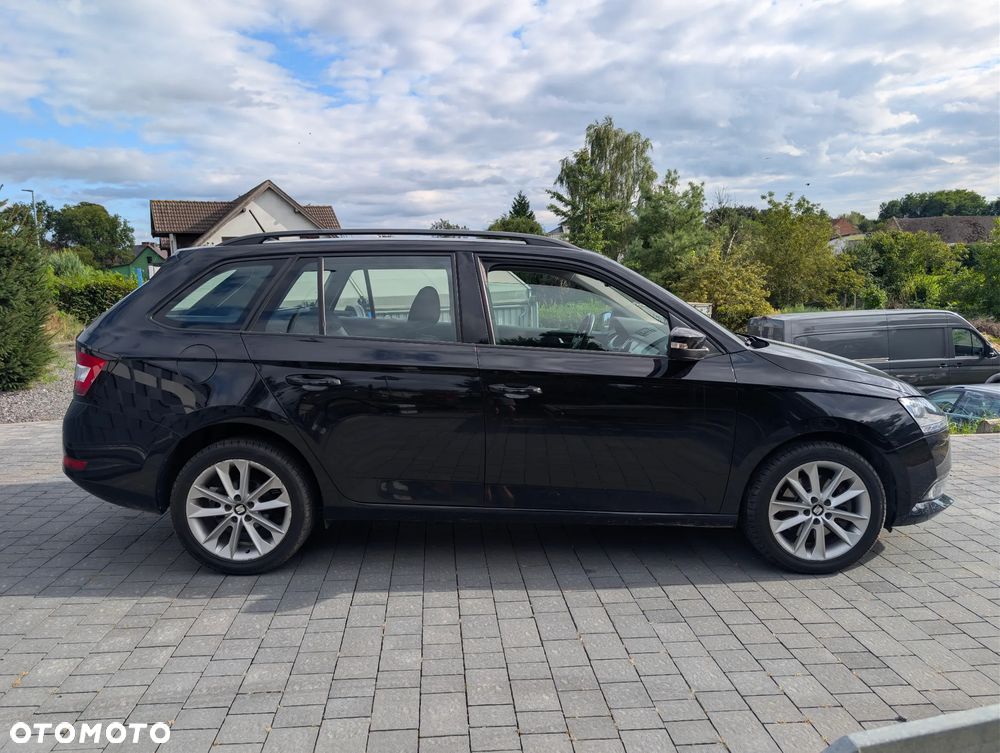 Skoda Fabia - 6