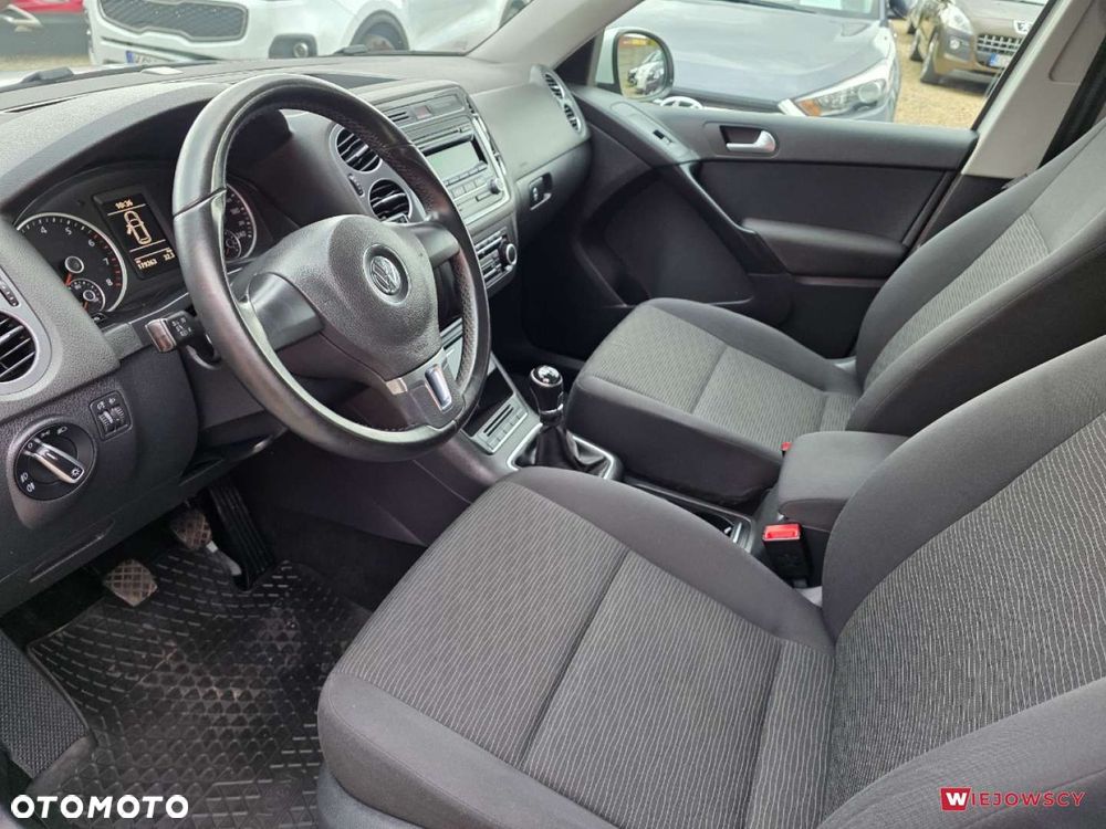 Volkswagen Tiguan - 14