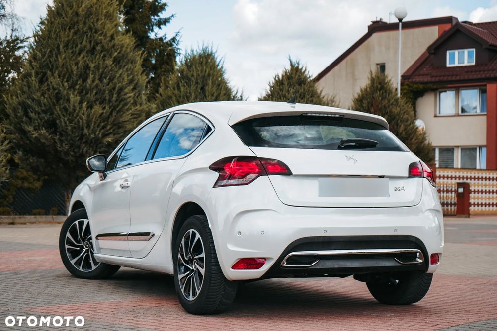 Citroën DS4 1.2 PureTech Chic S&S - 10