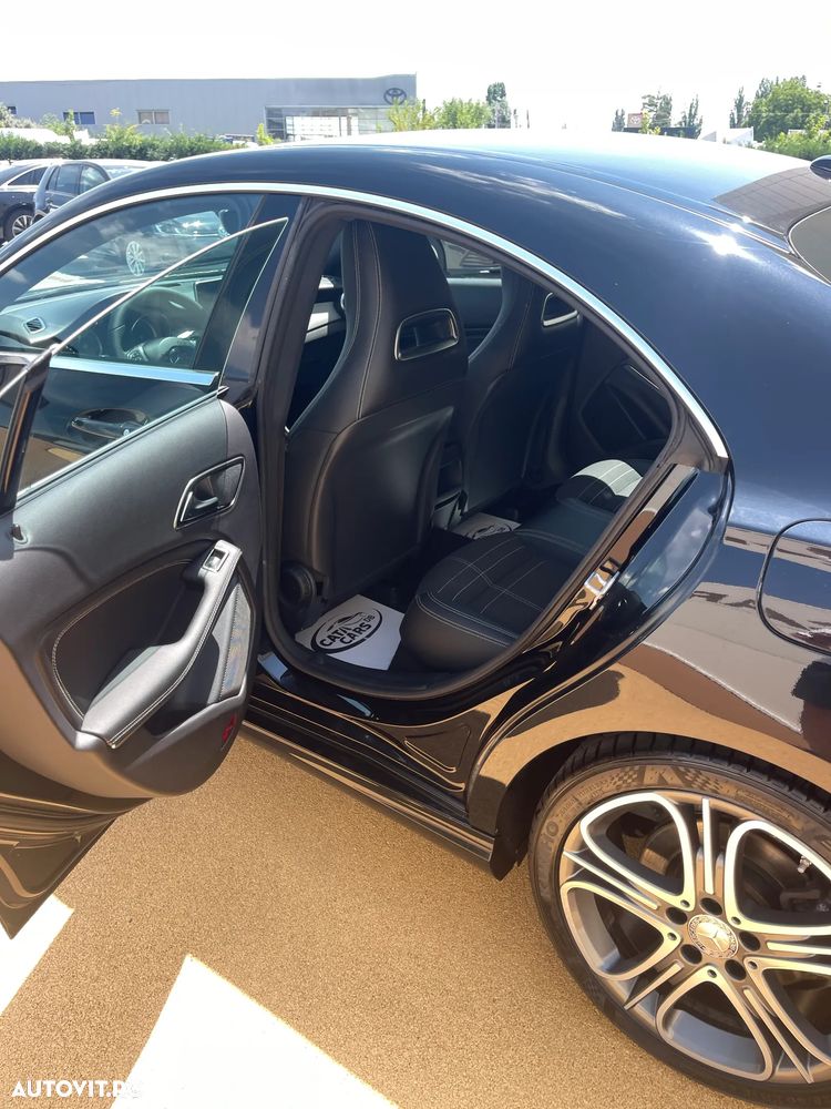 Mercedes-Benz CLA 220 d 7G-DCT - 28