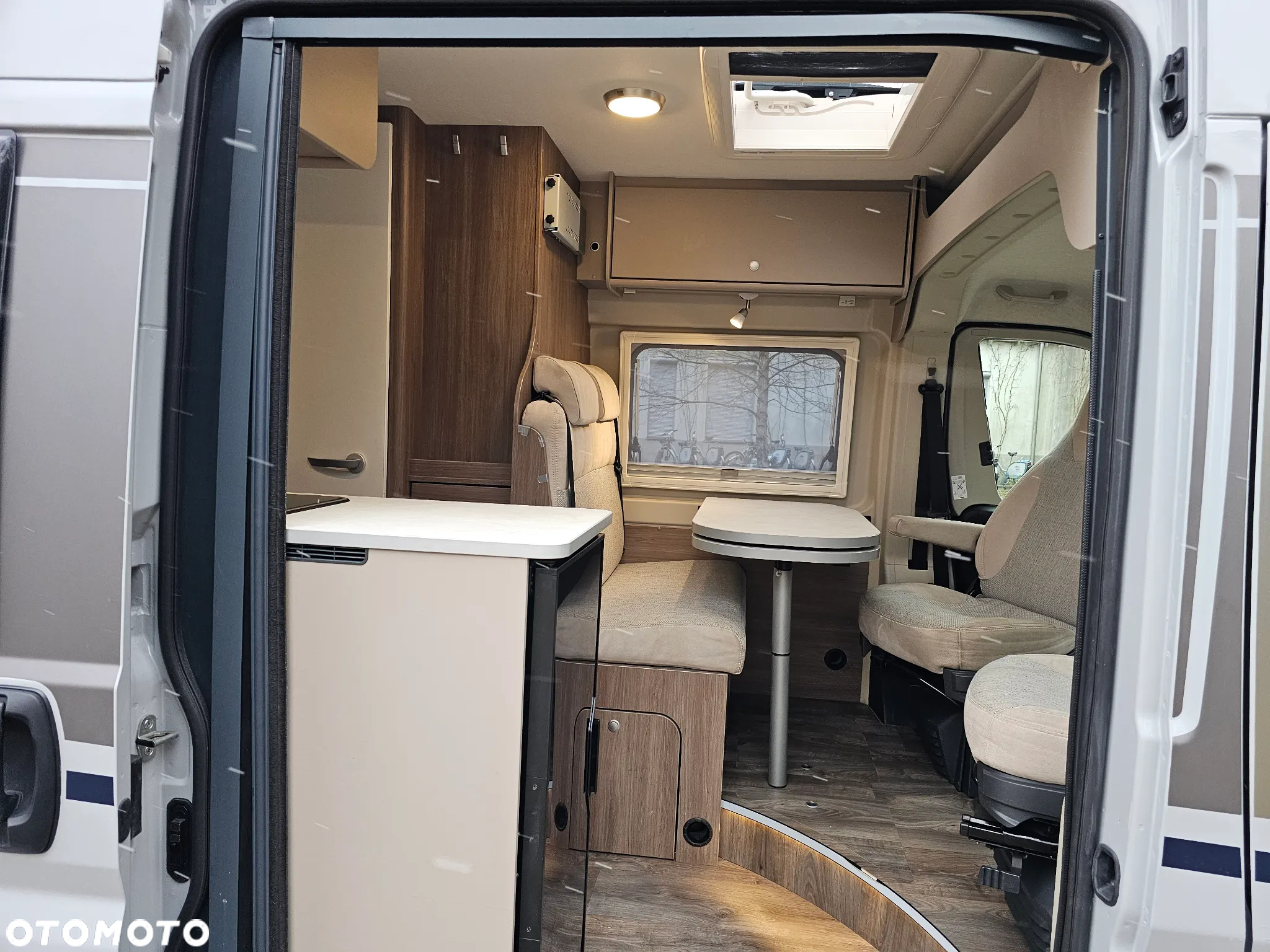 Carado CVE 640 PRO Max długi Ziomowy Grupa HYMER - 9