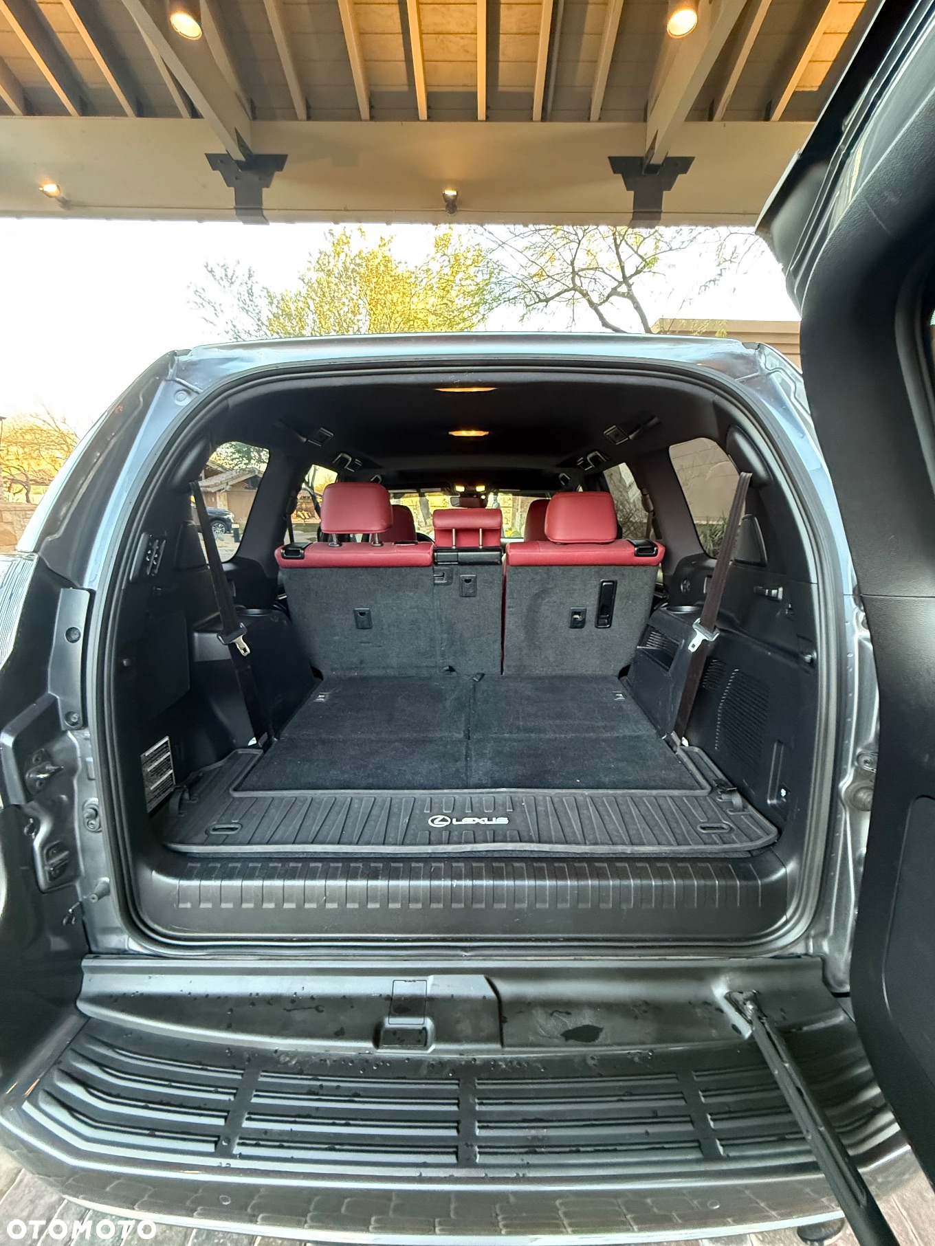 Lexus GX - 14