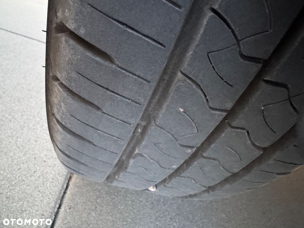 Ford Tourneo Custom 320 L1H1 VA Autm Titanium - 24