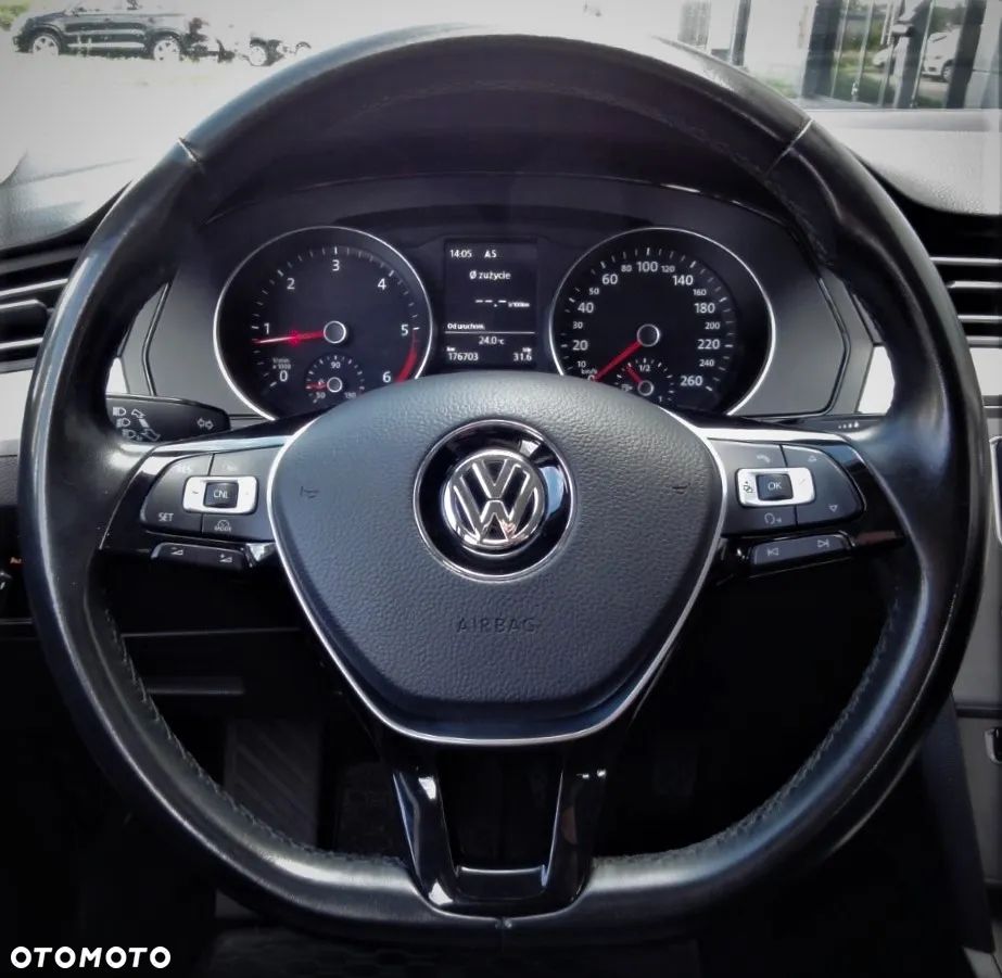 Volkswagen Passat Variant 2.0 TDI SCR Trendline - 13